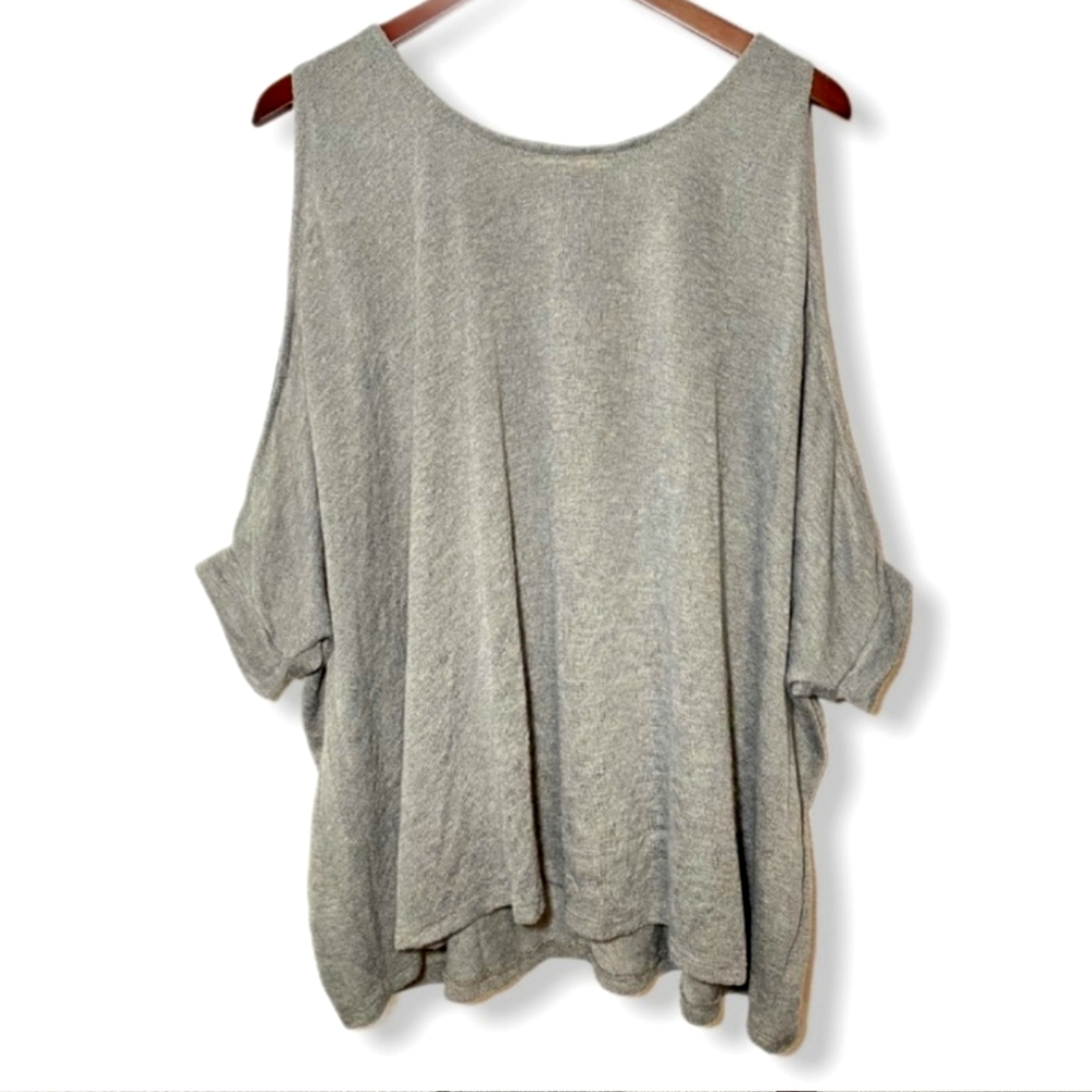 Rokoko by Dazz Cold Shoulder Texture Top